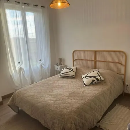 Les Mirabelliers A Cosy Apartament
